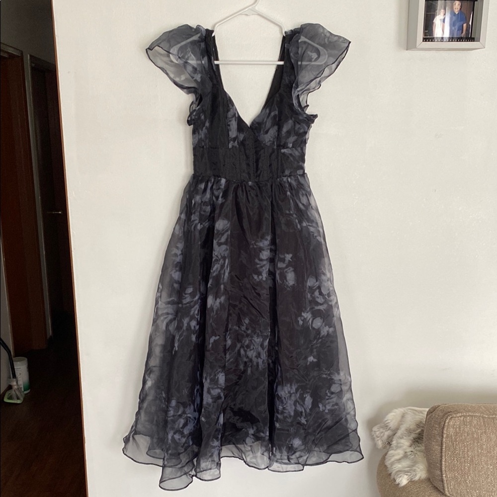 LULUS Black Floral Sheer Sleeve Dress size Small
